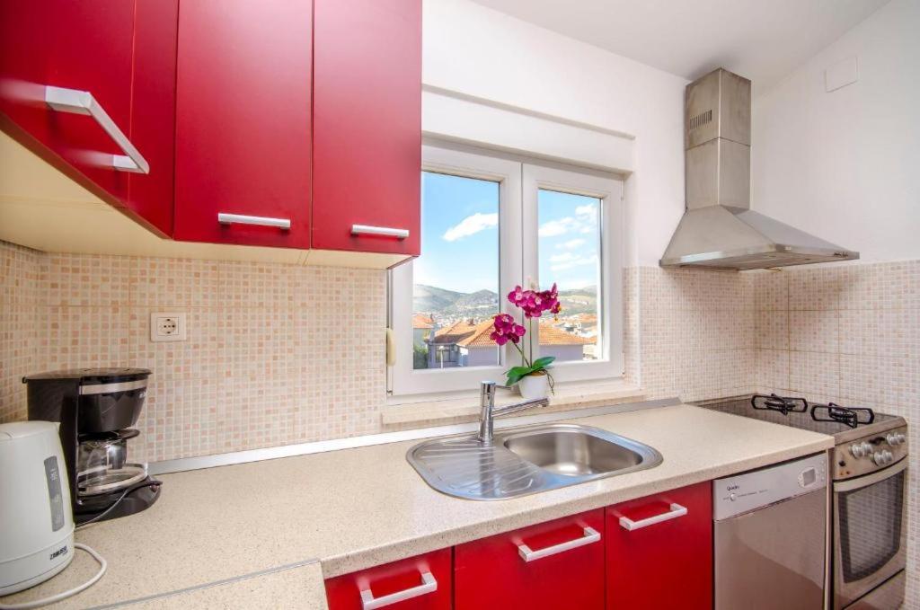 Apartments City View Трогир Экстерьер фото