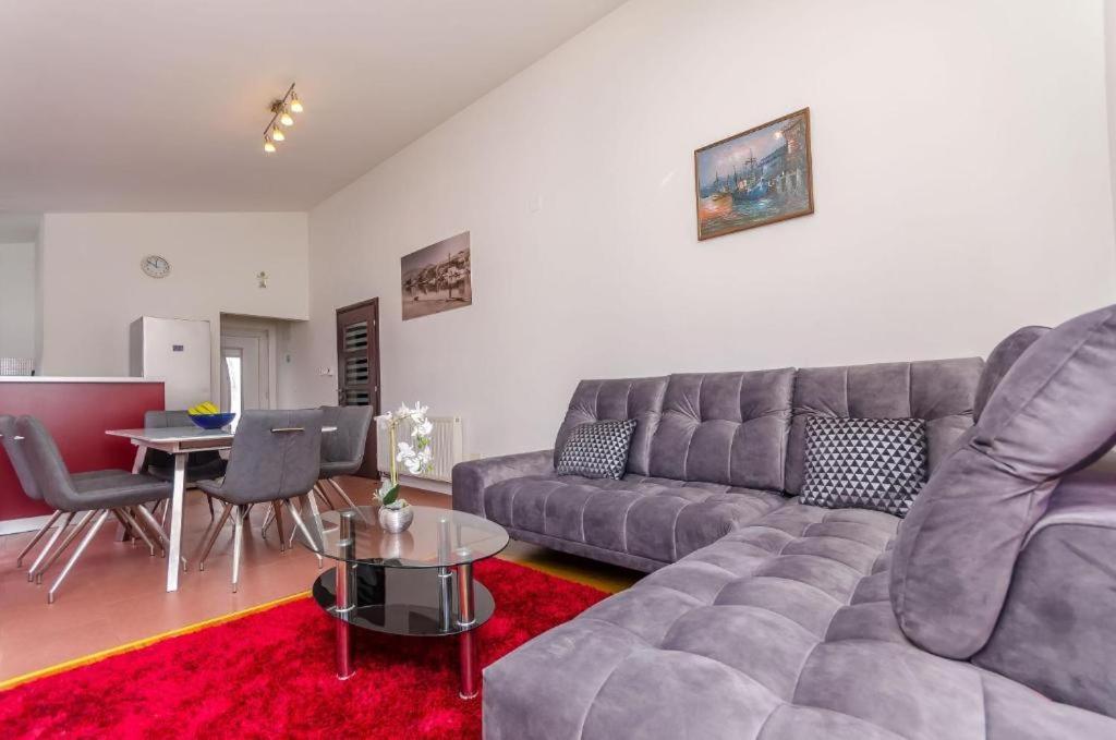 Apartments City View Трогир Экстерьер фото