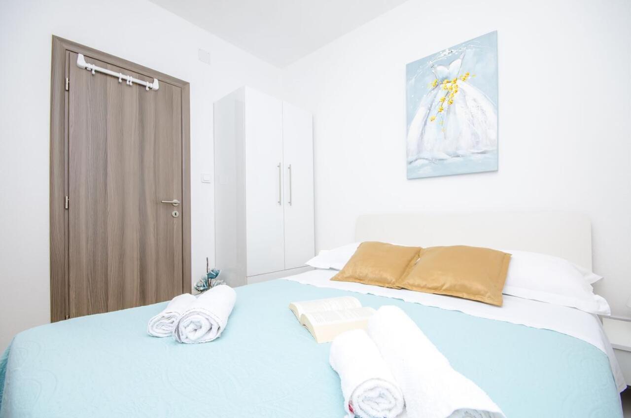 Apartments City View Трогир Экстерьер фото