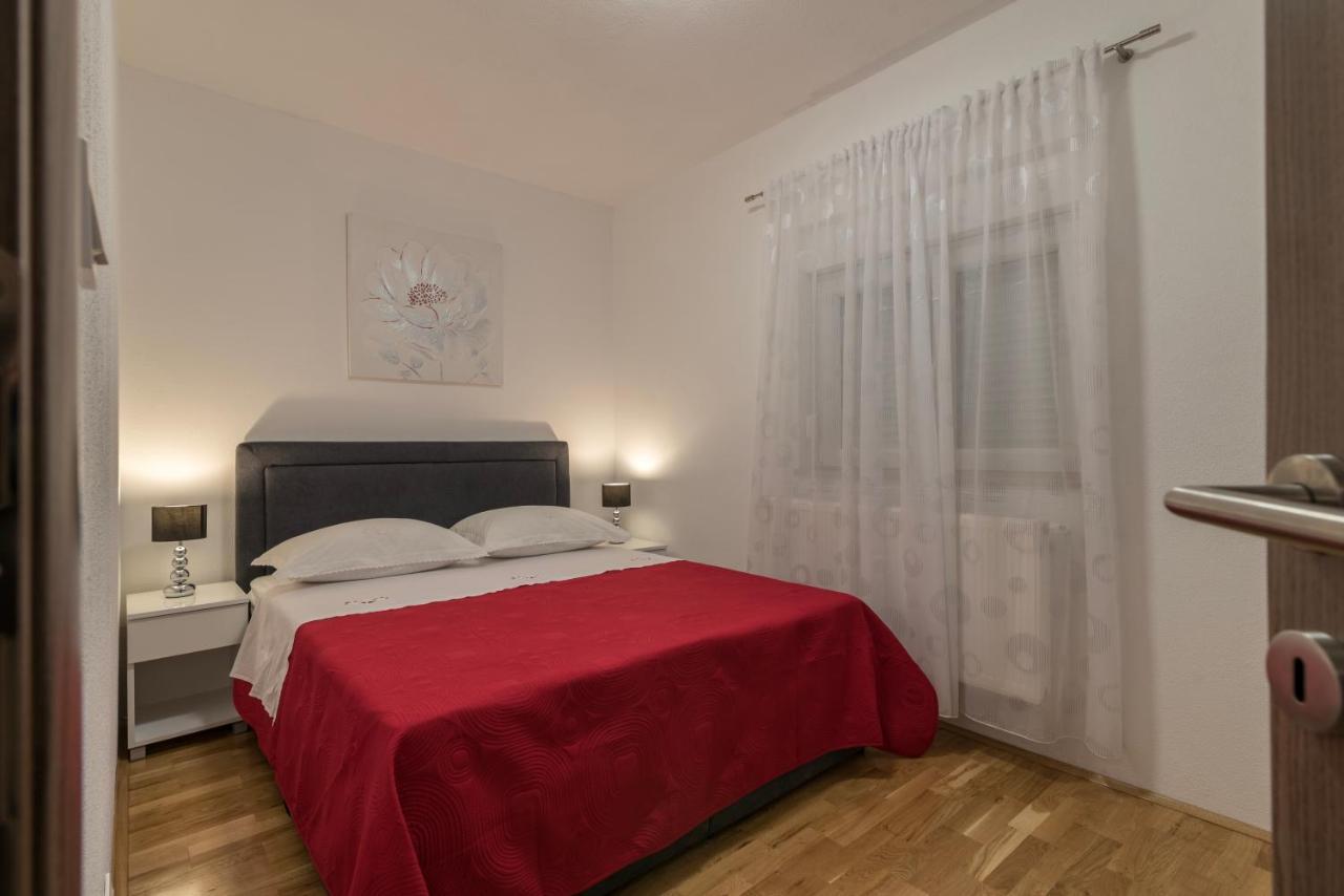 Apartments City View Трогир Экстерьер фото